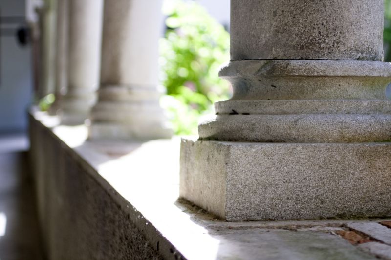 Curated visual reference: Fresh Look at Brick Column Revival About Us